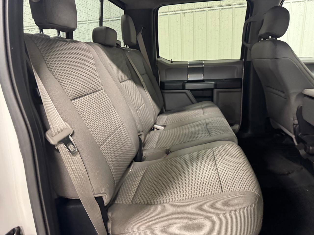 Used 2015 Ford F150 XLT w/ Equipment Group 302A Luxury AWD/4WD image 9