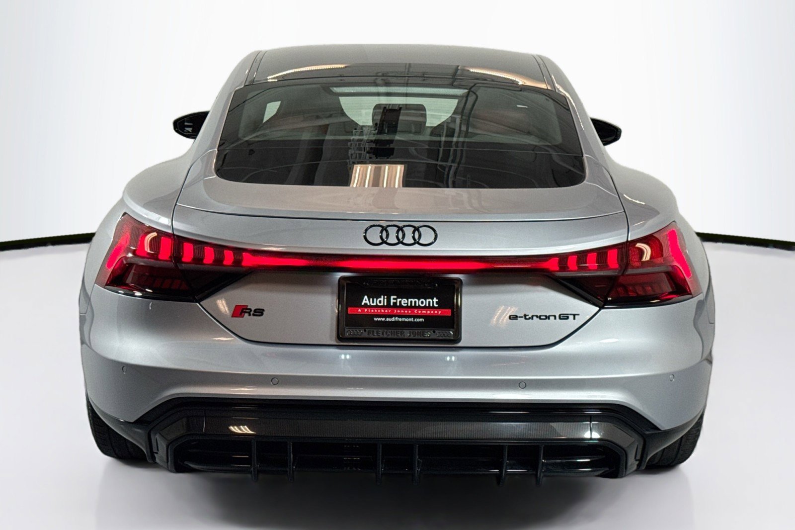 Used 2023 Audi RS e-tron GT w/ Carbon Performance Package image 6