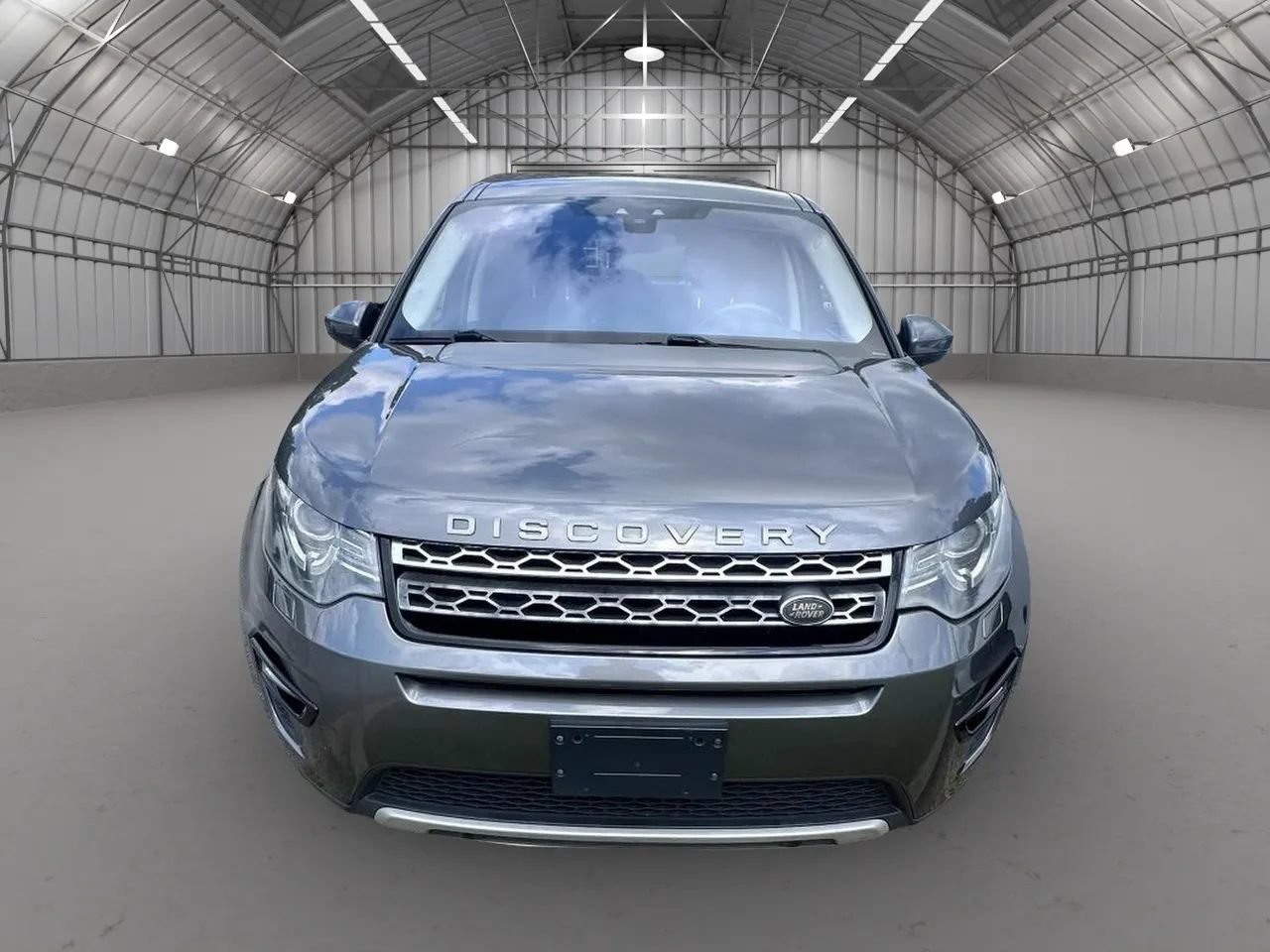 Used 2017 Land Rover Discovery Sport HSE AWD/4WD image 4