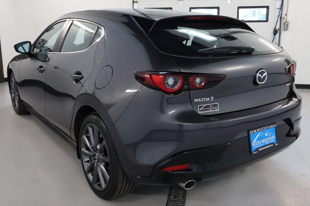 Used 2022 MAZDA MAZDA3 s FWD image 5