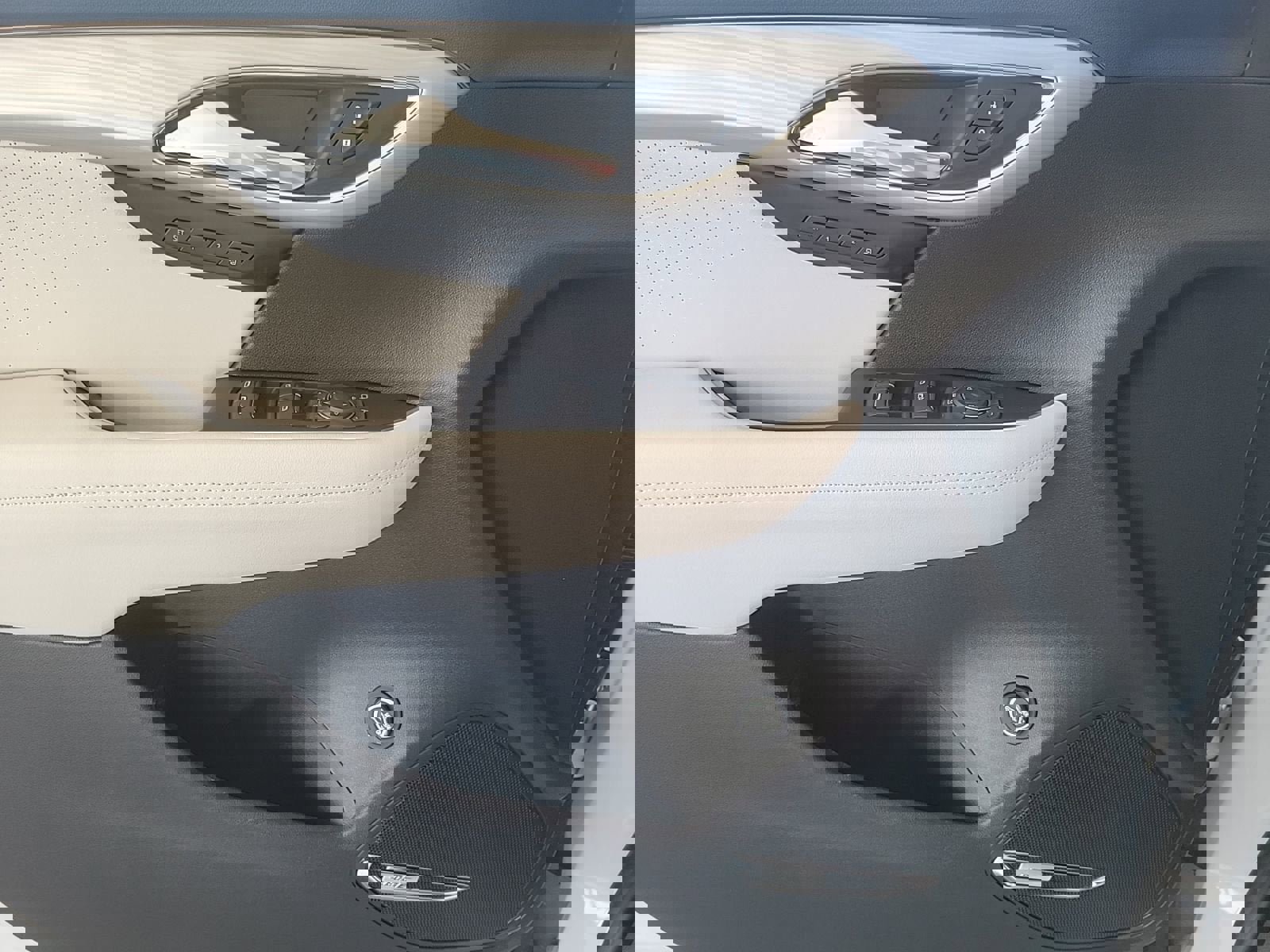 New 2026 Buick Envision Avenir image 14