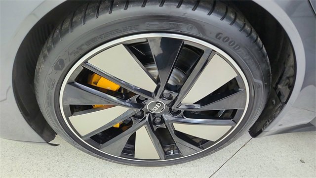 Used 2022 Audi RS e-tron GT w/ Carbon Performance Package image 61