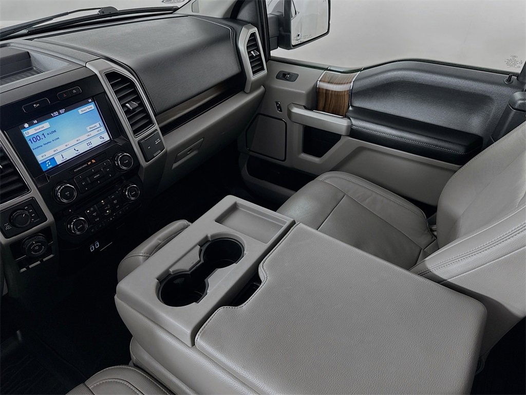 Used 2017 Ford F150 Lariat image 23