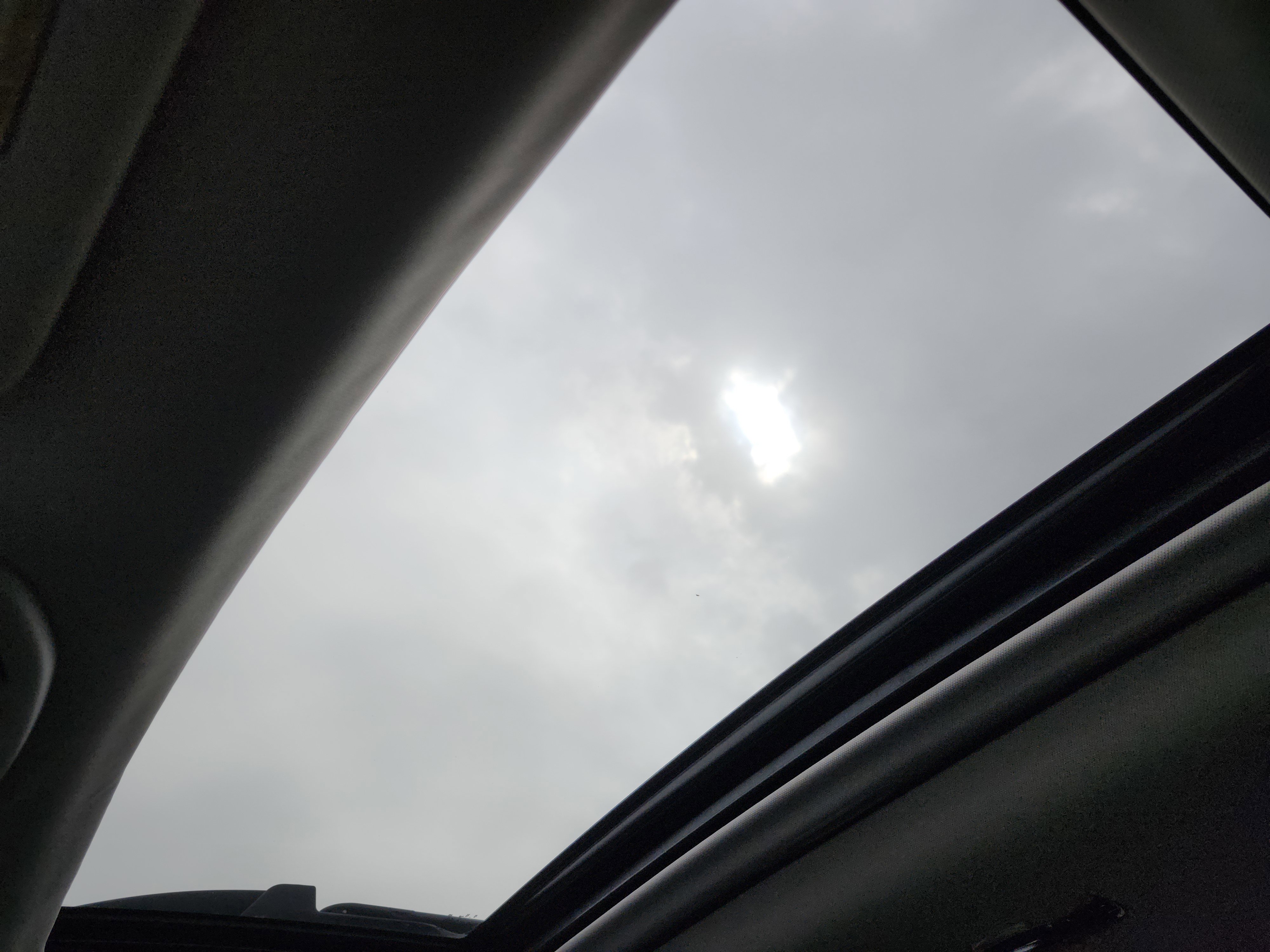 Used 2020 Subaru Outback Onyx Edition XT w/ Popular Package #2 image 2