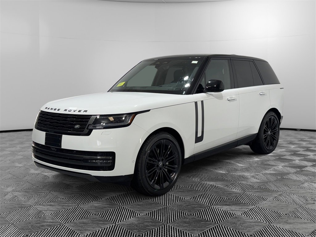 New 2025 Land Rover Range Rover SE