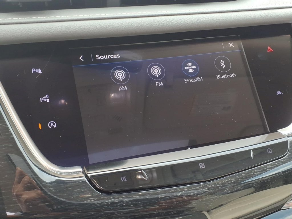 Certified 2020 Cadillac XT6 Premium Luxury AWD/4WD image 11