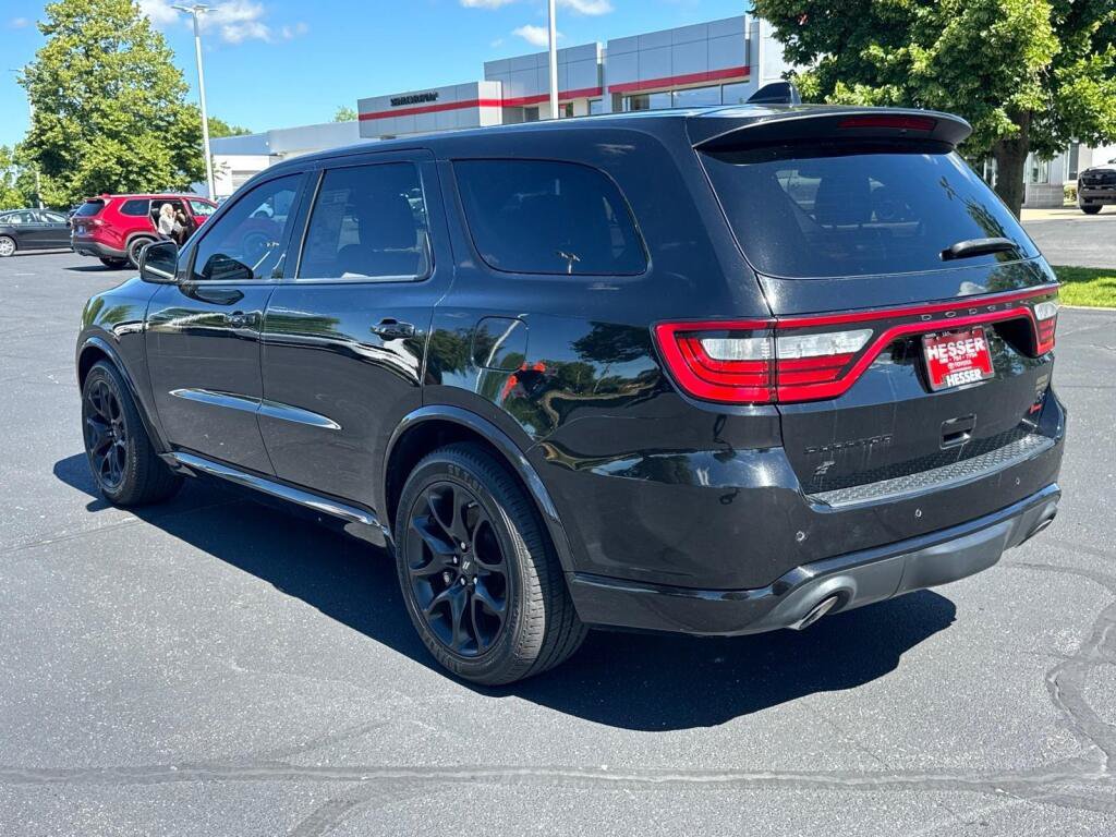 Used 2022 Dodge Durango R/T w/ Tow 'N Go Package AWD/4WD image 3