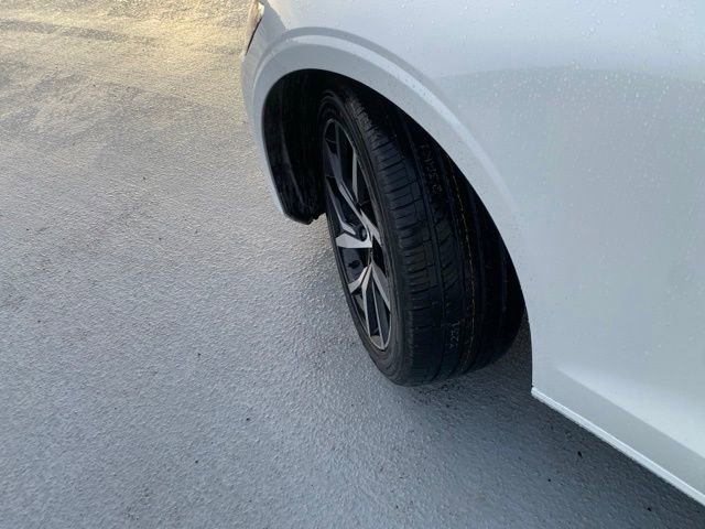 Used 2020 Volvo S60 T5 Momentum w/ Protection Package Premier image 21