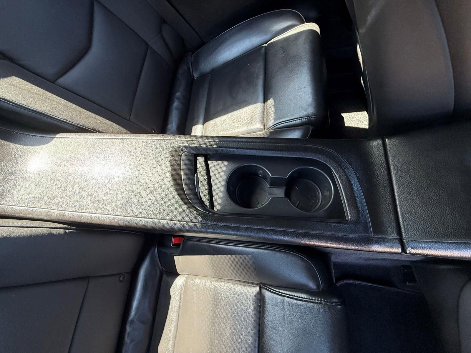 Used 2014 Cadillac ELR FWD image 30