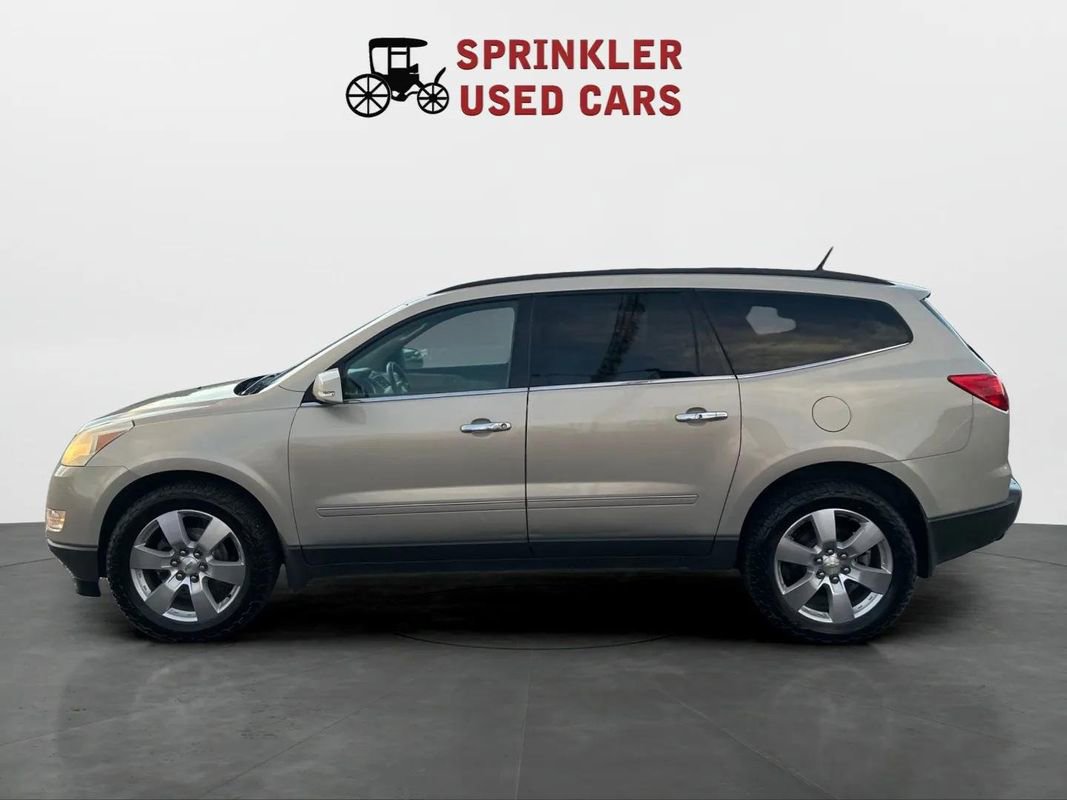 Used 2012 Chevrolet Traverse LTZ AWD/4WD image 16