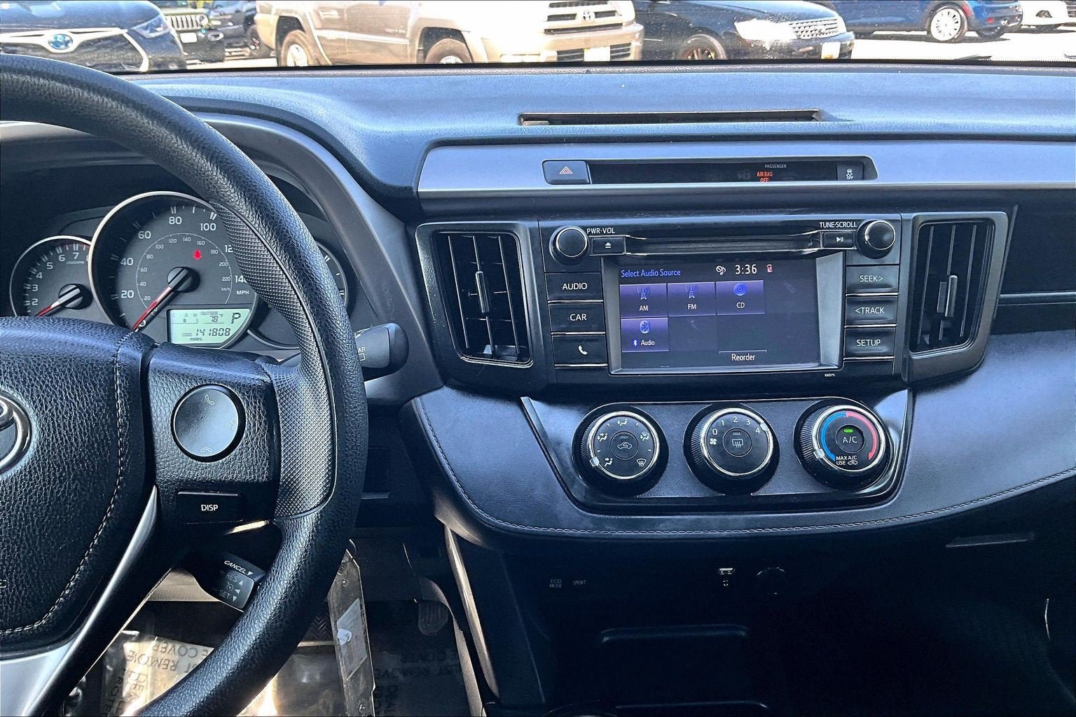 Used 2016 Toyota RAV4 LE AWD/4WD image 6