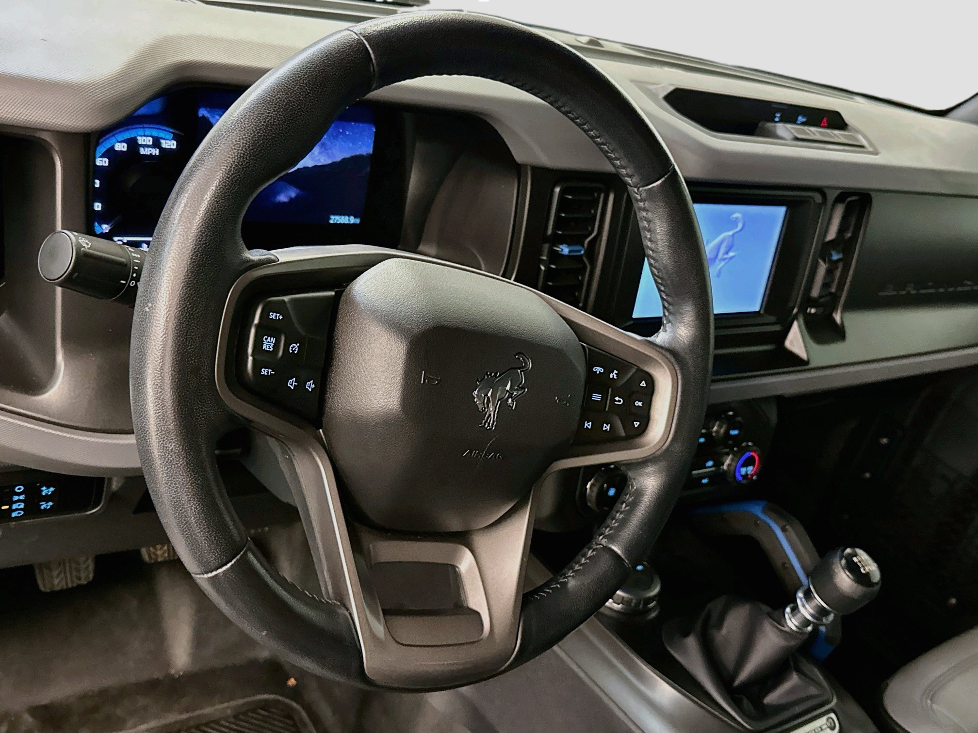Used 2023 Ford Bronco Black Diamond AWD/4WD image 18