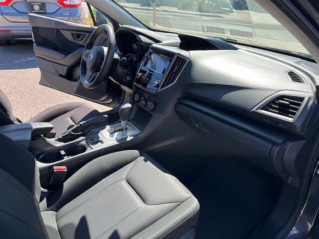 Used 2017 Subaru Impreza 2.0i image 11