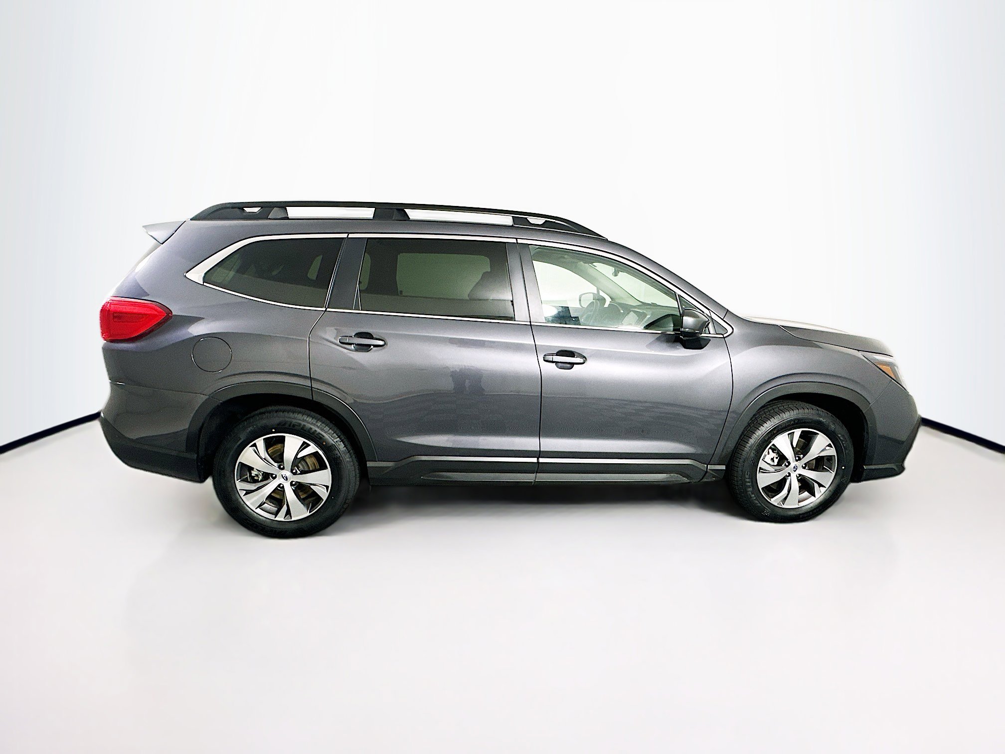 Used 2025 Subaru Ascent Premium image 10