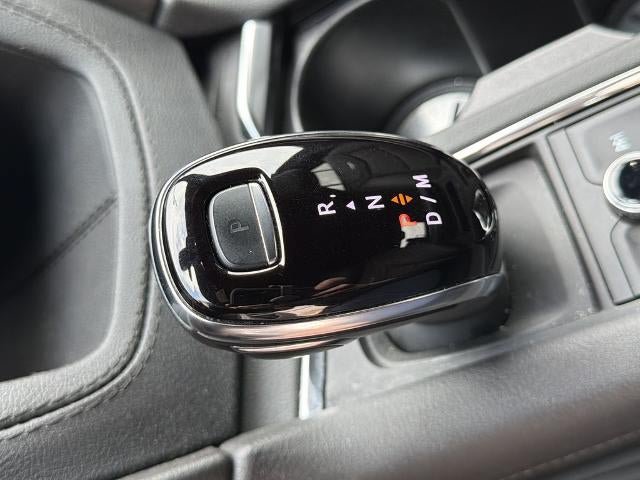 Used 2023 Cadillac XT6 Premium Luxury w/ Technology Package FWD image 35