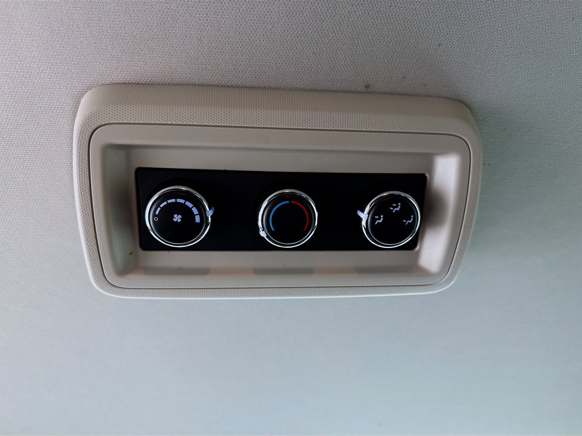 Used 2016 Dodge Grand Caravan SE w/ Quick Order Package 29E SE image 11
