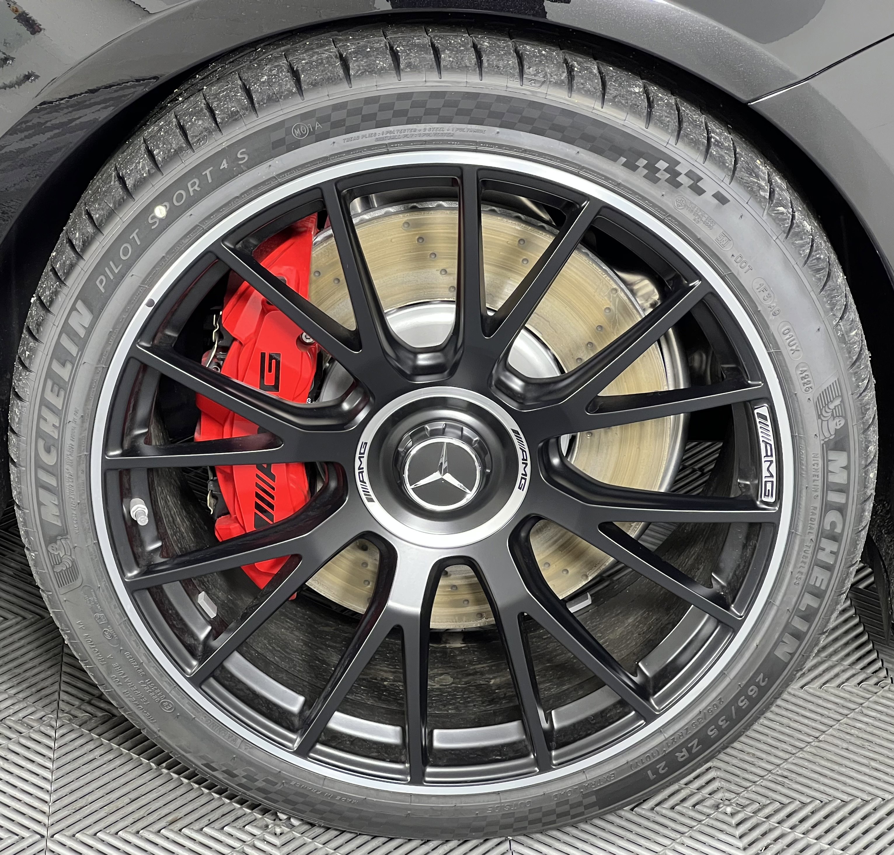 New 2026 Mercedes-Benz E 53 AMG e 4MATIC Sedan image 14