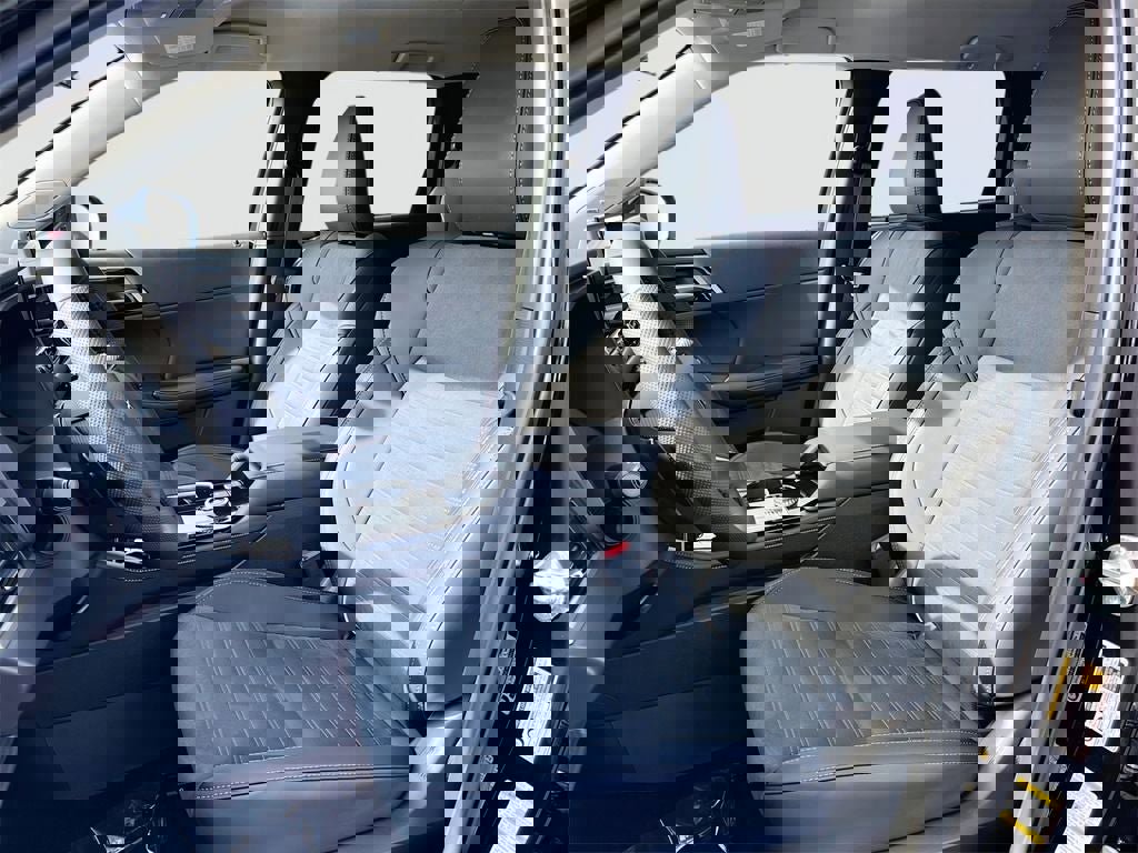 New 2026 Mitsubishi Outlander SE image 24