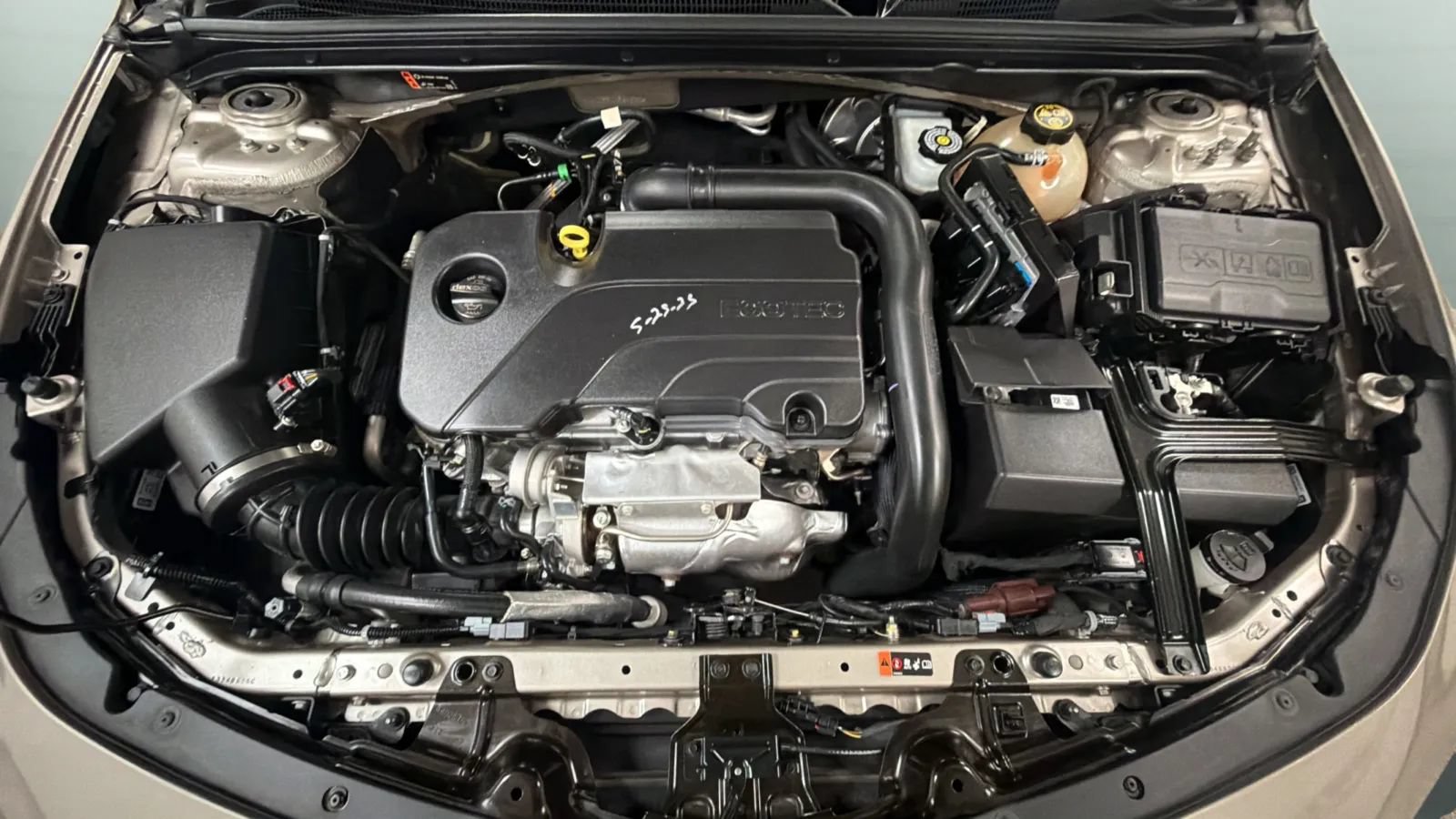 Used 2022 Chevrolet Malibu LT FWD image 23