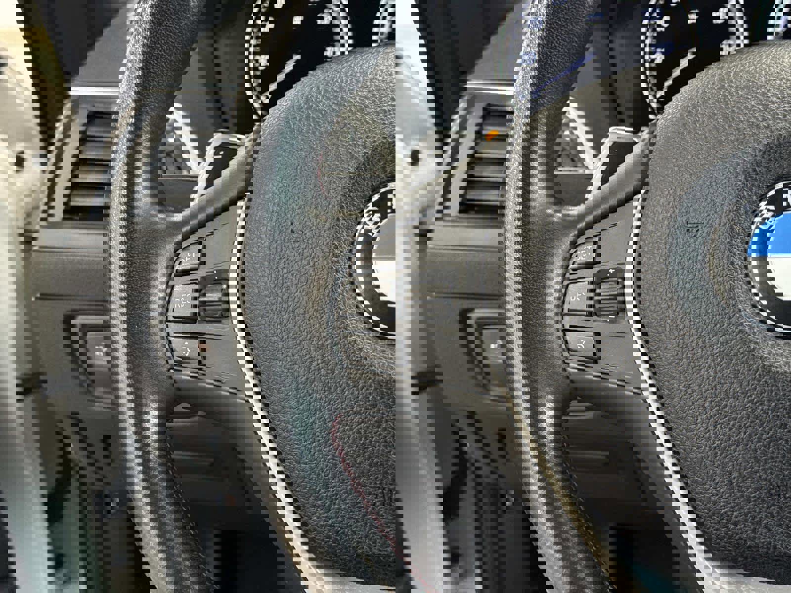 Used 2020 BMW 230i xDrive Convertible w/ Convenience Package image 22