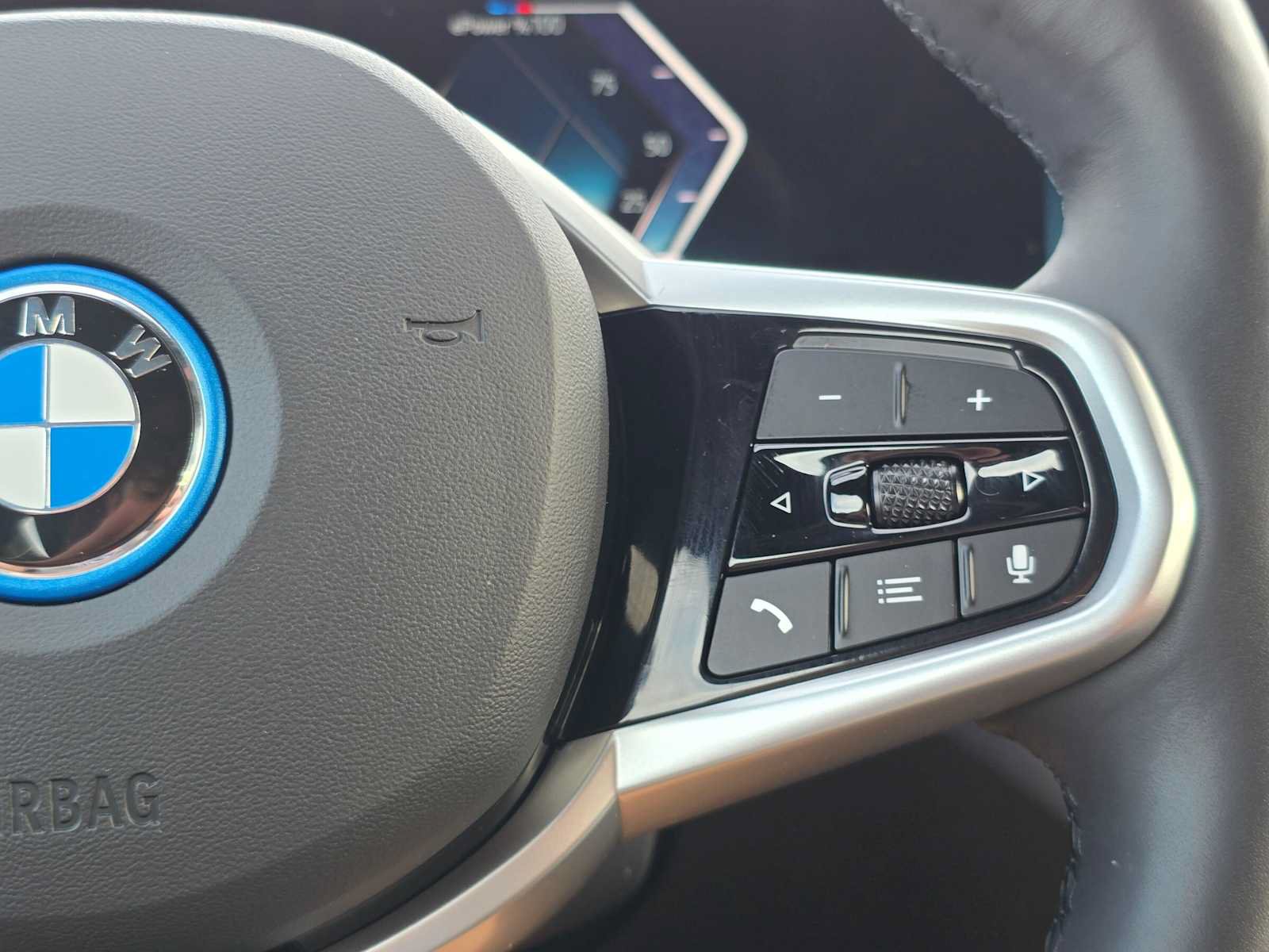 Used 2025 BMW i4 xDrive40i w/ M Sport Package AWD/4WD image 29