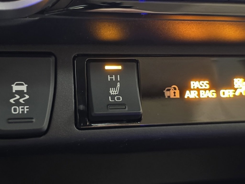 New 2025 Toyota RAV4 XLE image 9