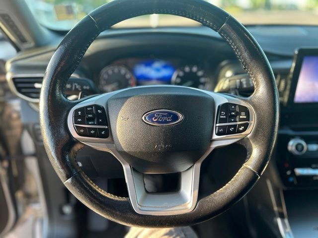 Used 2021 Ford Explorer Limited w/ Hybrid Equipment Group 310A AWD/4WD image 17
