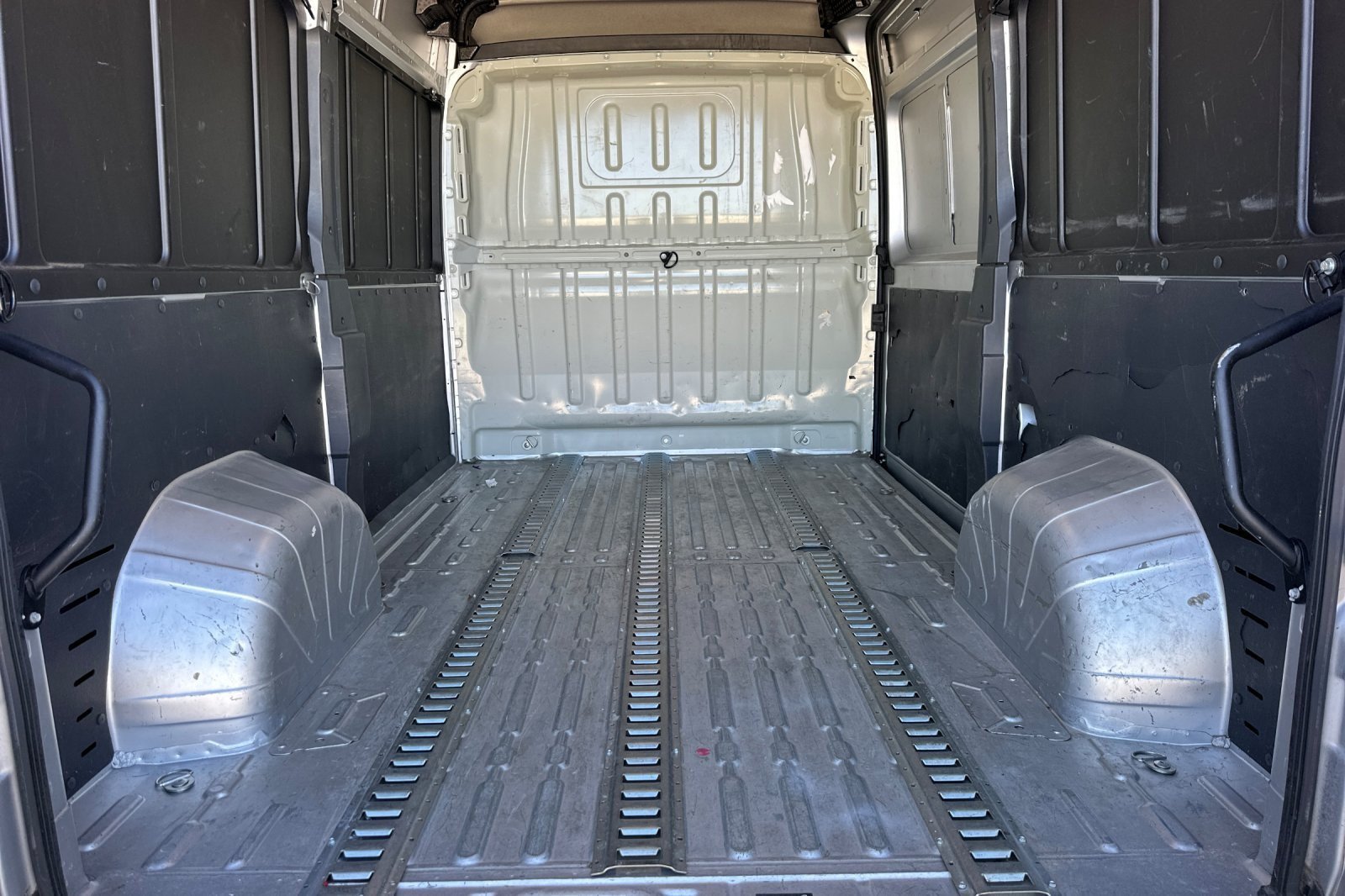 Used 2021 RAM ProMaster 1500 w/ Premium Appearance Group FWD image 13