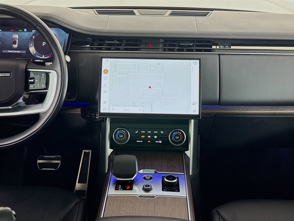 Used 2023 Land Rover Range Rover SE image 14