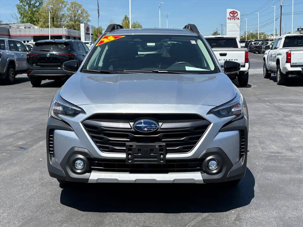 Used 2025 Subaru Outback Limited w/ Popular Package #2 AWD/4WD image 25