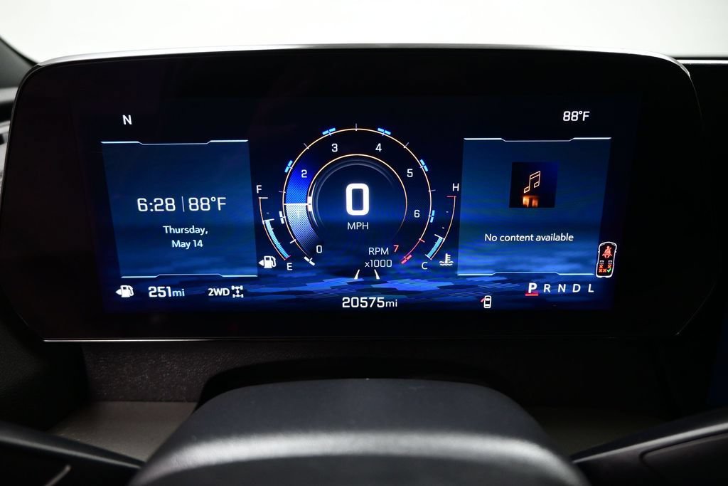 Used 2025 Chevrolet Traverse LT AWD/4WD image 18