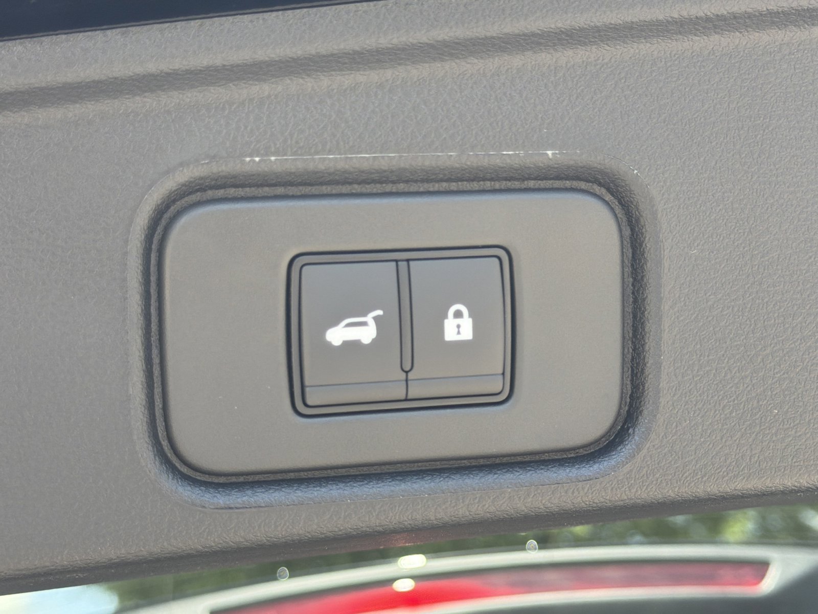 New 2026 Nissan Pathfinder SV w/ SV Premium Package FWD image 30