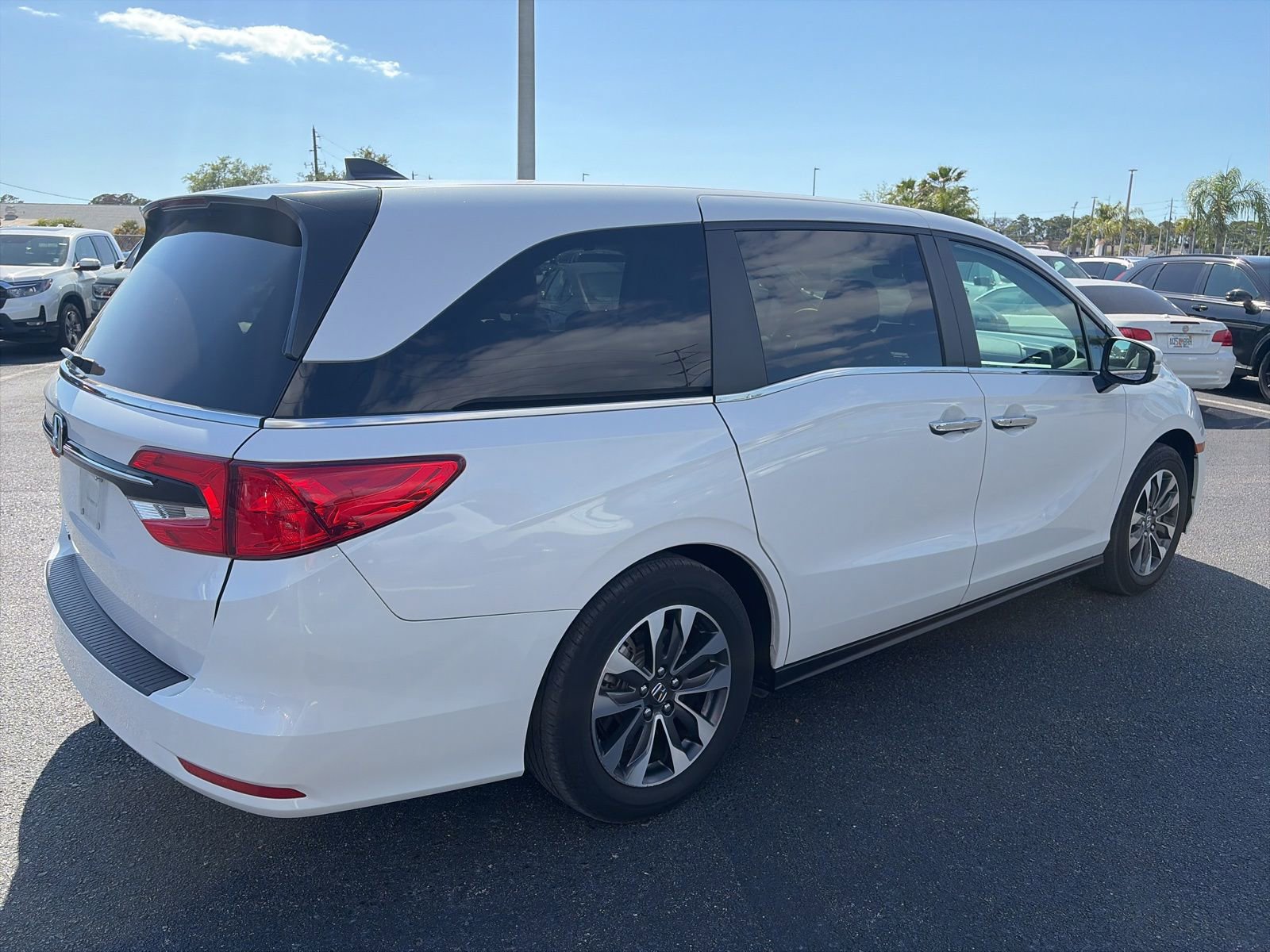 Used 2023 Honda Odyssey EX-L image 7