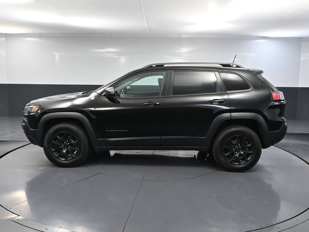 Used 2019 Jeep Cherokee Trailhawk w/ Cold Weather Group AWD/4WD image 10