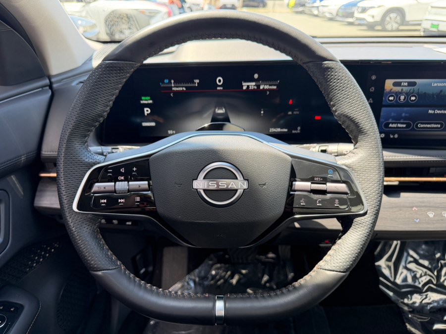 Used 2023 Nissan Ariya FWD image 14