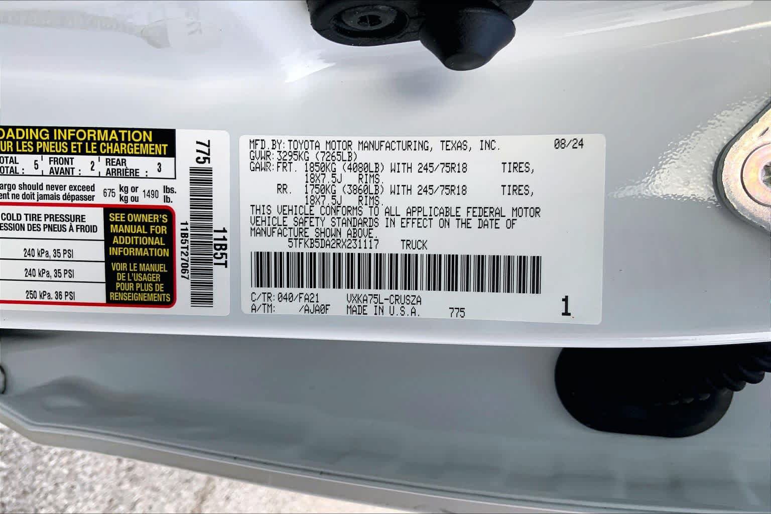 Used 2024 Toyota Tundra SR w/ SR Tow Package AWD/4WD image 31