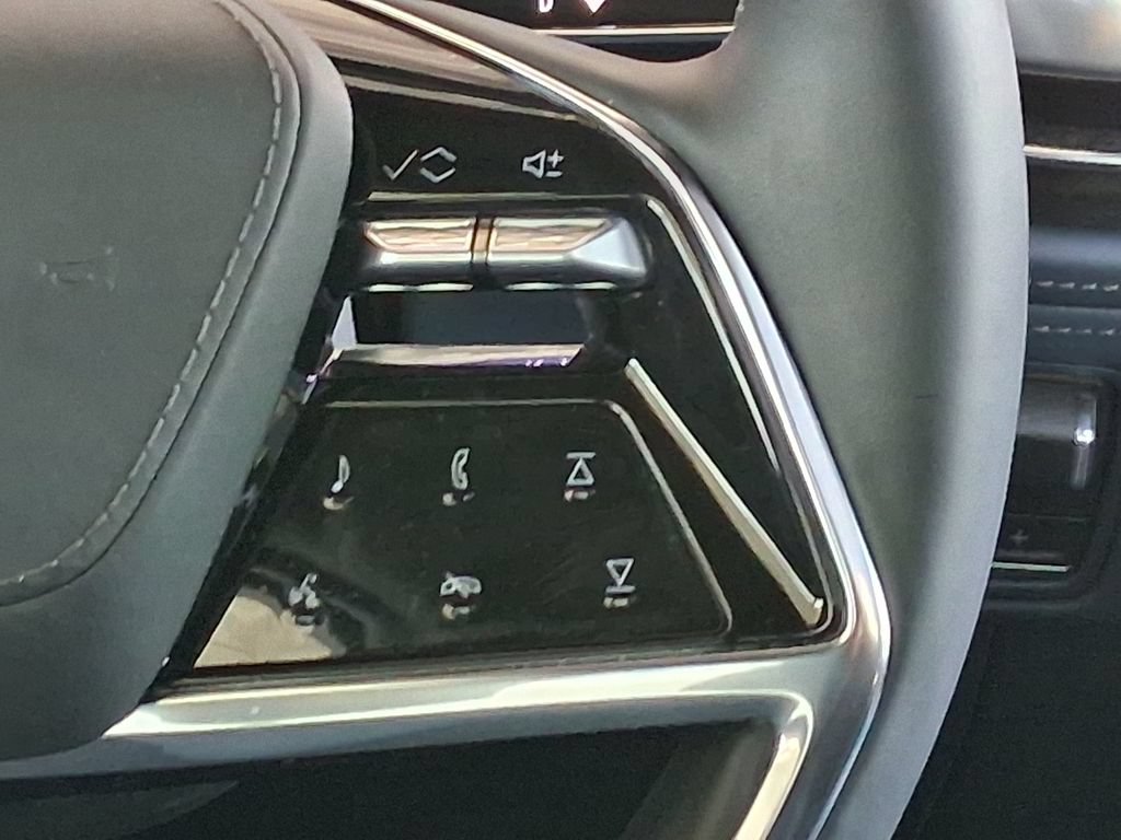 New 2026 Cadillac Escalade IQ Luxury 2 AWD/4WD image 13