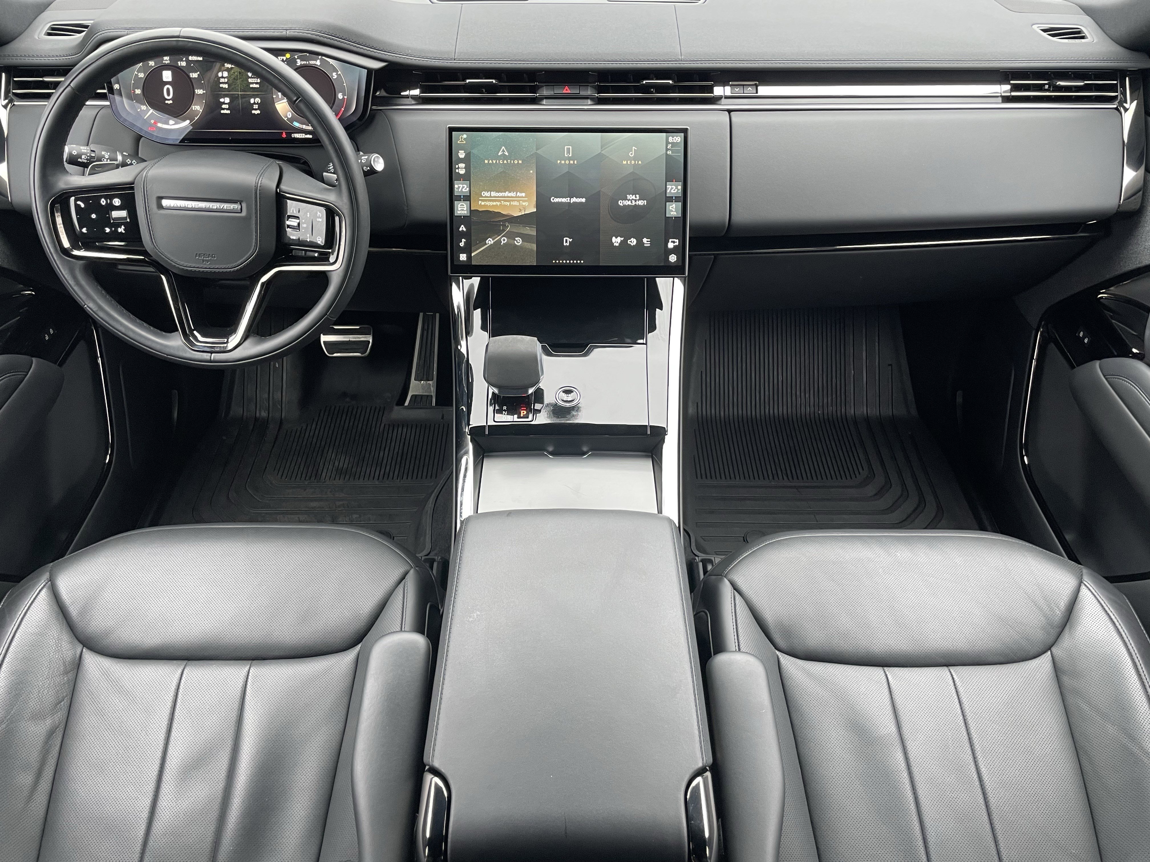 Used 2024 Land Rover Range Rover Sport Dynamic SE image 16