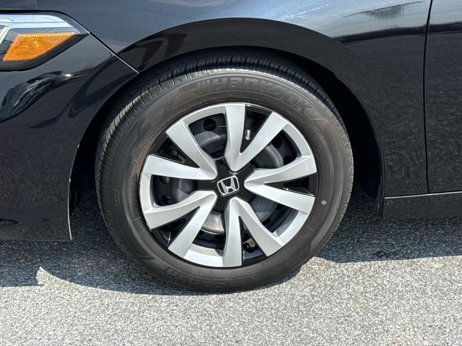 Used 2025 Honda Civic LX image 7