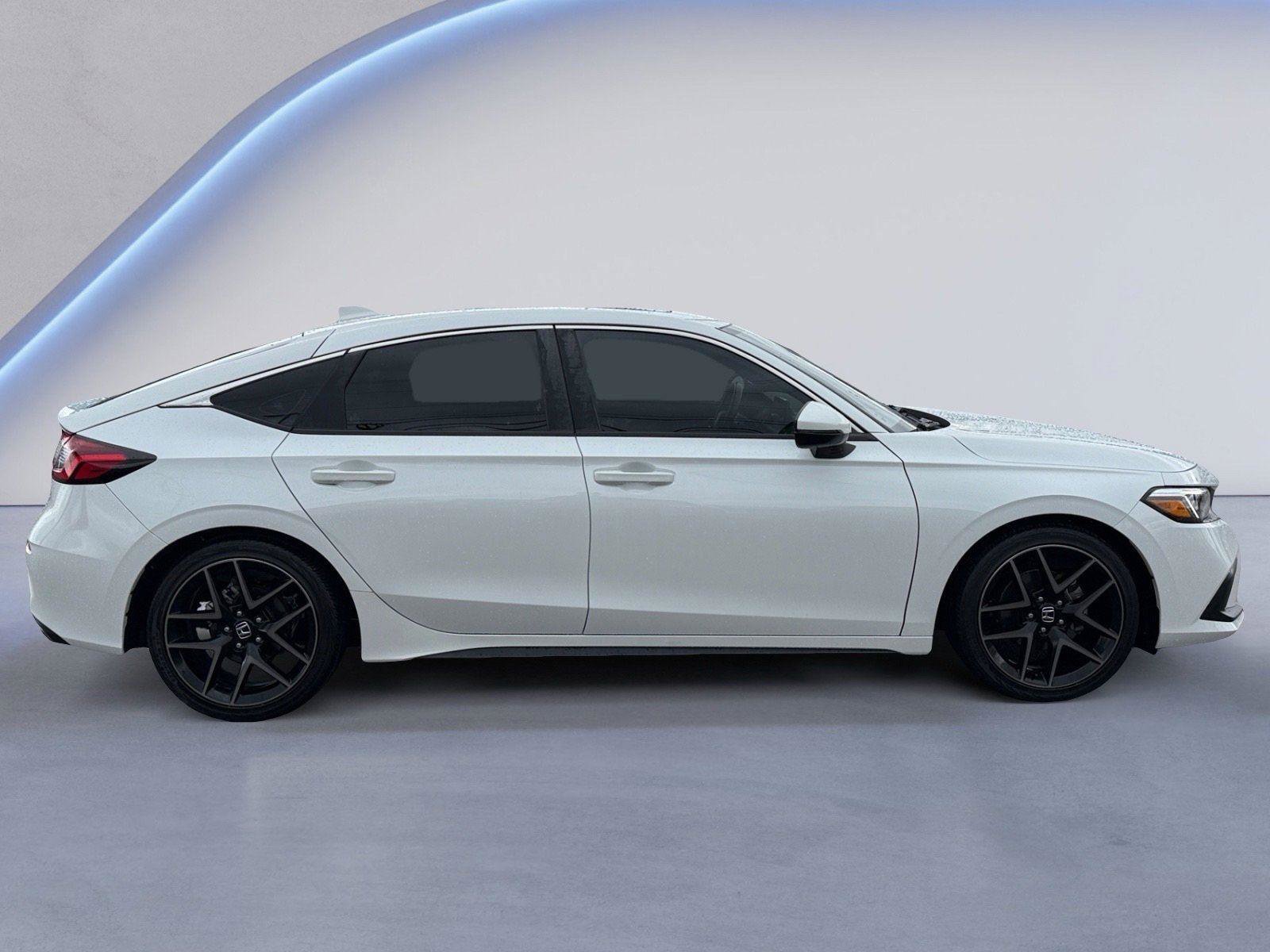 Used 2022 Honda Civic Sport Touring image 7