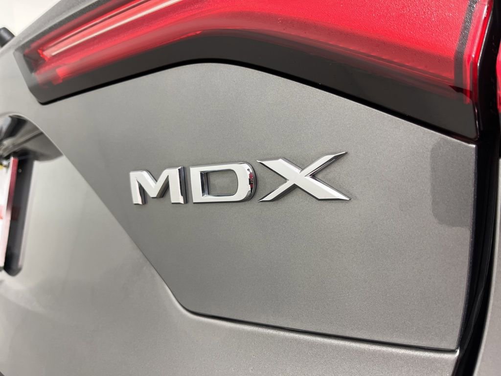 Used 2023 Acura MDX SH-AWD w/ Technology Package image 3