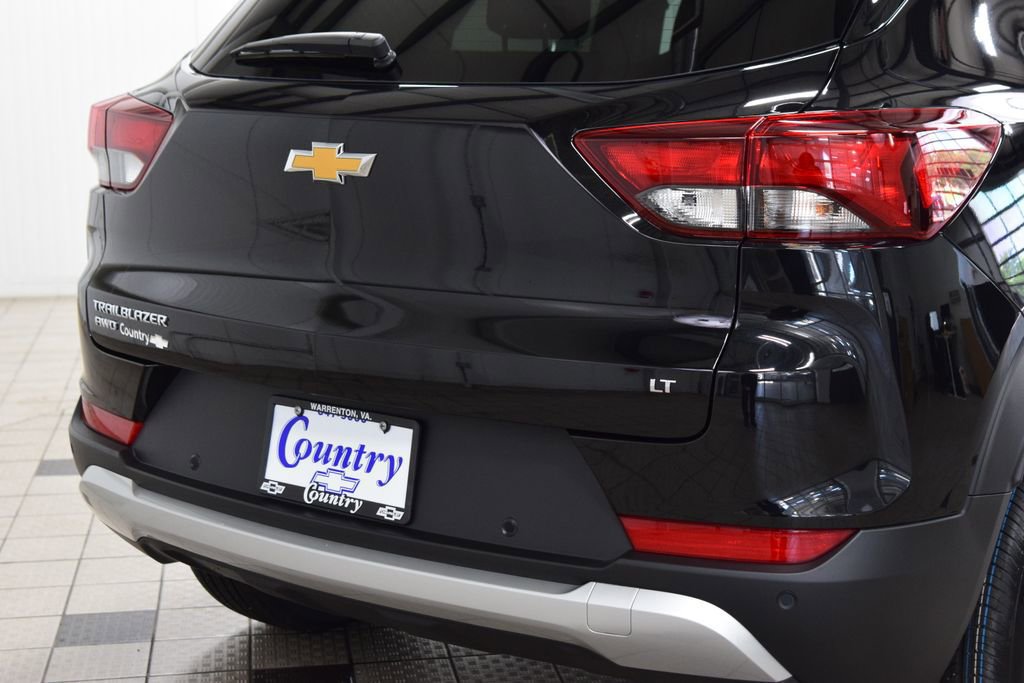 New 2026 Chevrolet TrailBlazer LT w/ Convenience Package AWD/4WD image 19