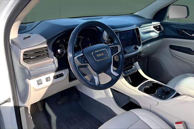 Used 2023 GMC Acadia Denali w/ Denali Technology Package image 11