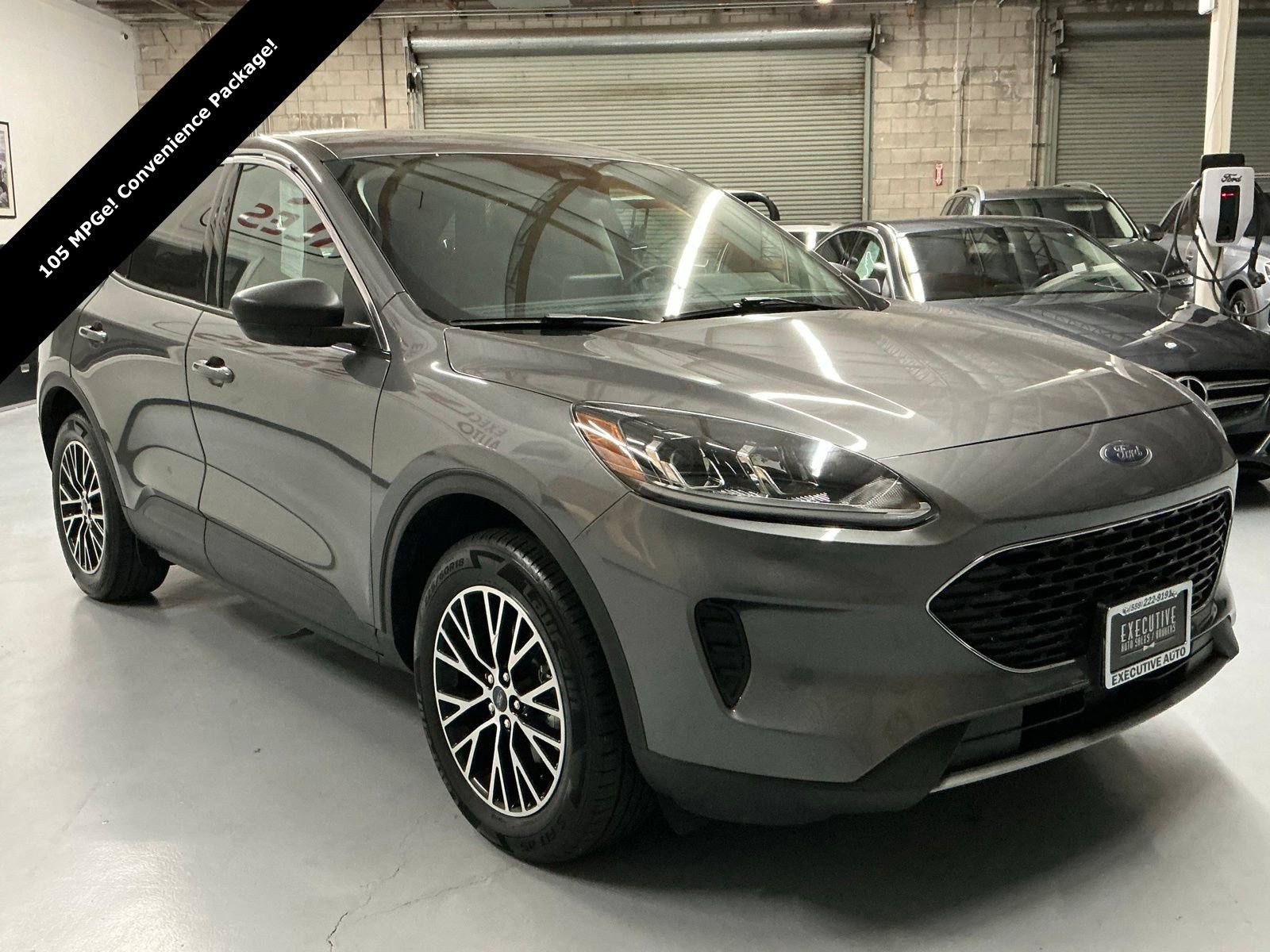 Used 2022 Ford Escape SE w/ Convenience Package image 3