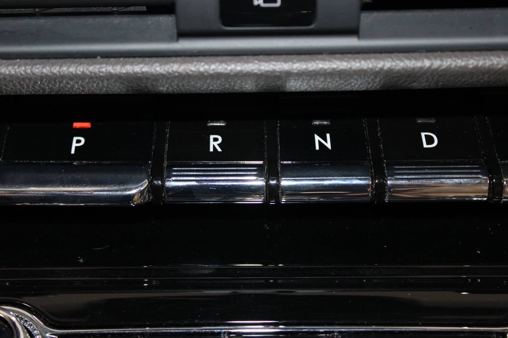 Used 2021 Lincoln Corsair AWD w/ Premium Package image 42