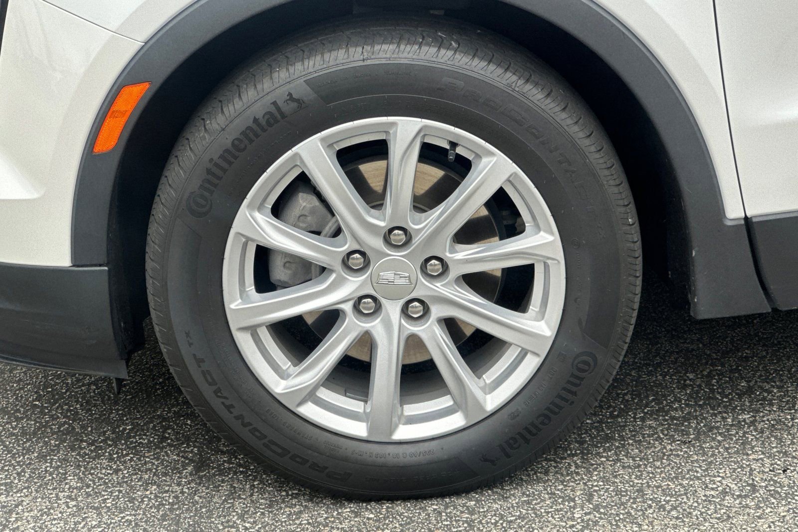 Used 2023 Cadillac XT4 Luxury w/ Cold Weather Package image 36