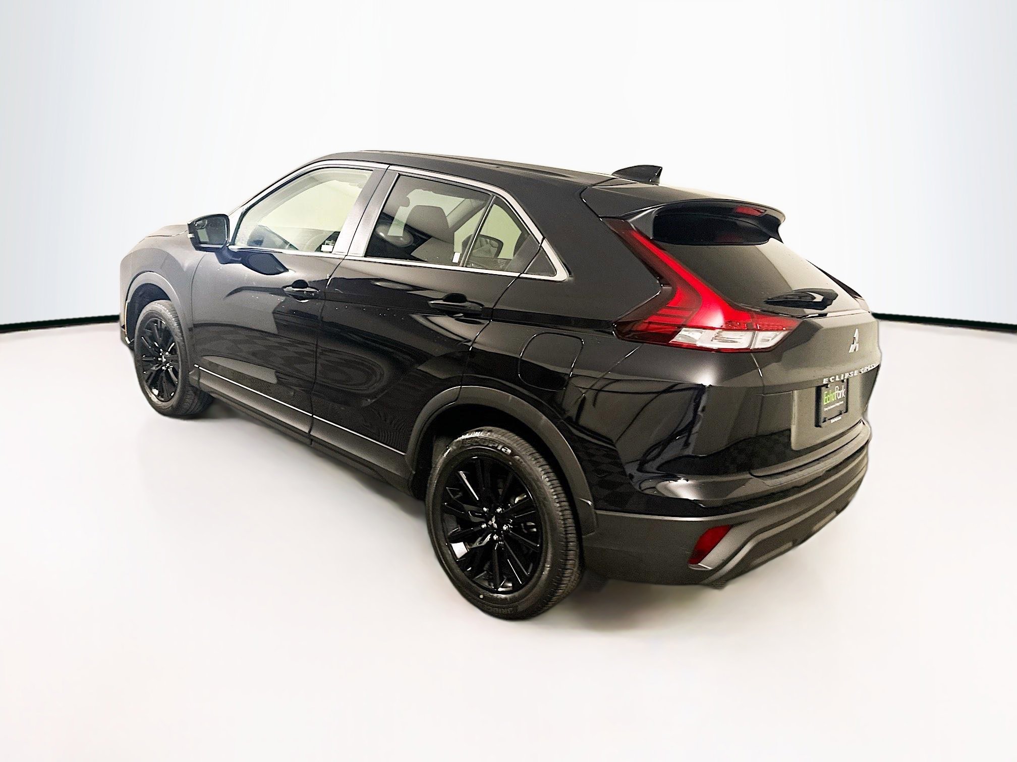 Used 2024 Mitsubishi Eclipse Cross LE image 5
