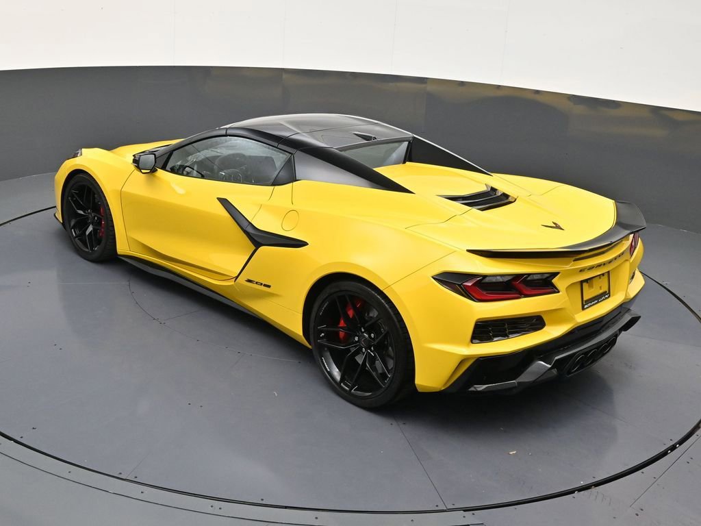 Used 2026 Chevrolet Corvette Z06 image 14