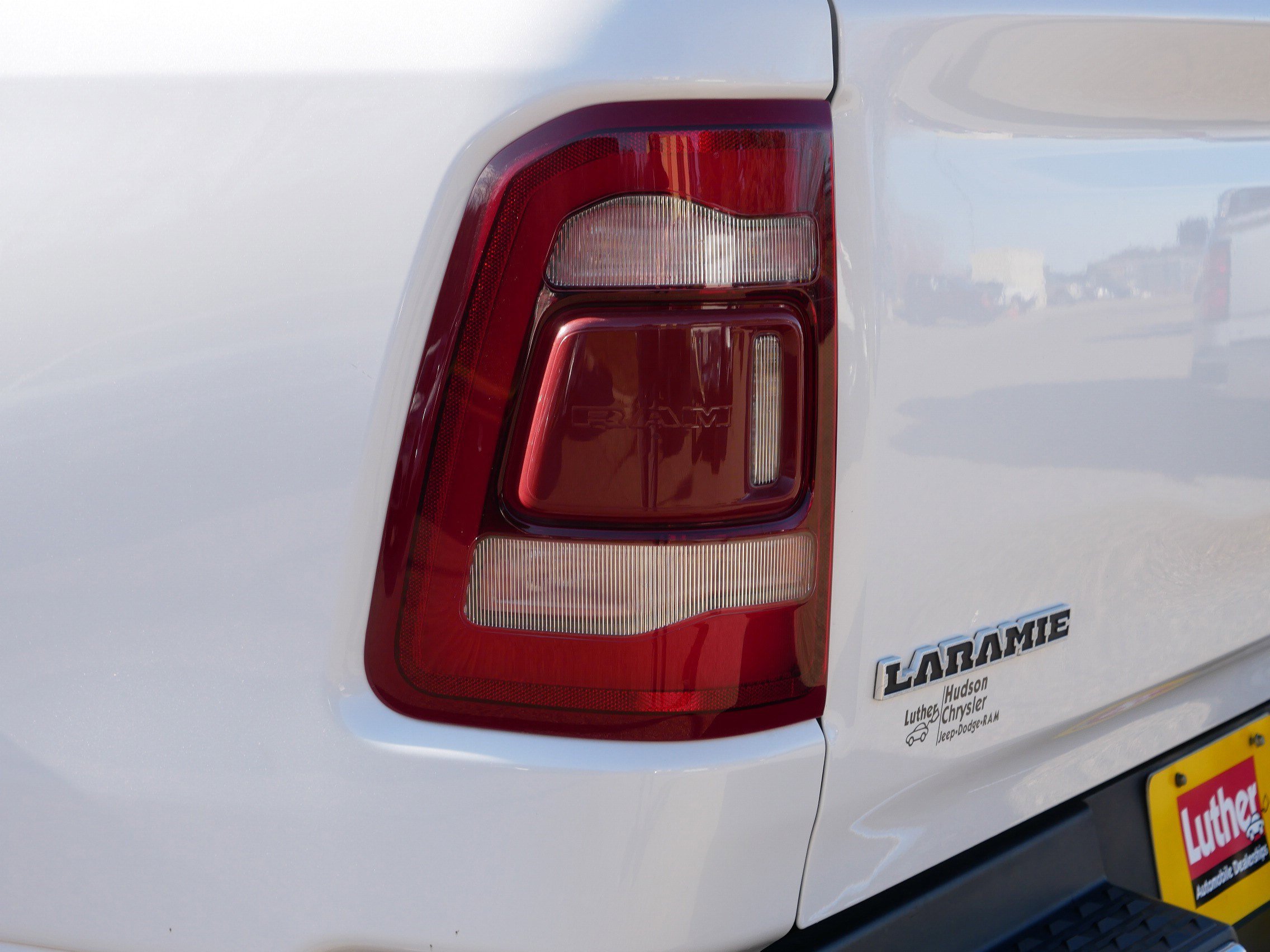 Used 2019 RAM 1500 Laramie image 17