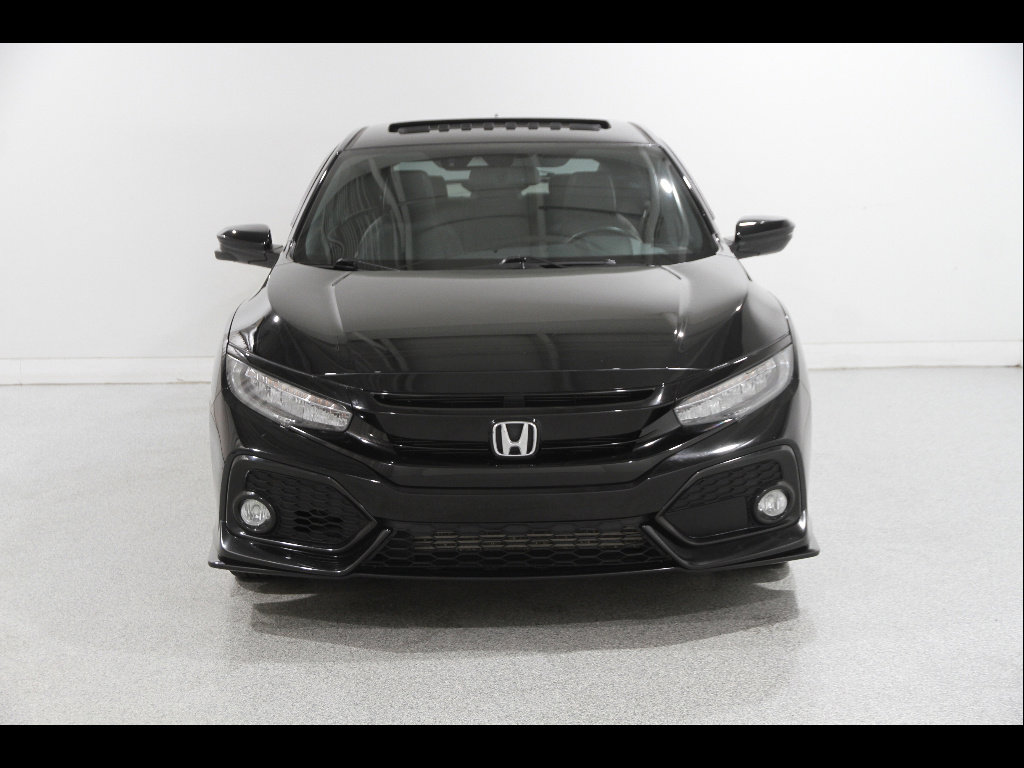 Used 2018 Honda Civic Sport Touring image 2